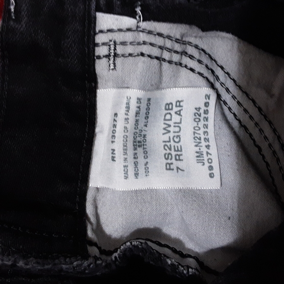 Shorts - Picture 3 of 3